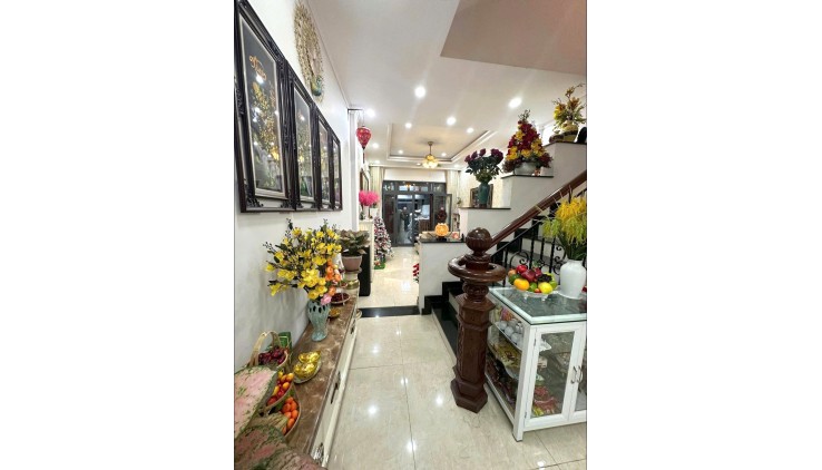 Bán Nhà Mặt Tiền 4 Tầng cạnh KDC Hồng Long Hiệp Bình Phước Thủ Đức 123m2_4.2x30 Chỉ 14 Tỷ Hiếm Có